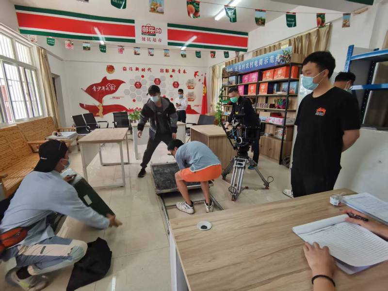 叙永县广告片拍摄公司：极简主义践行者，少即是多的视觉哲学